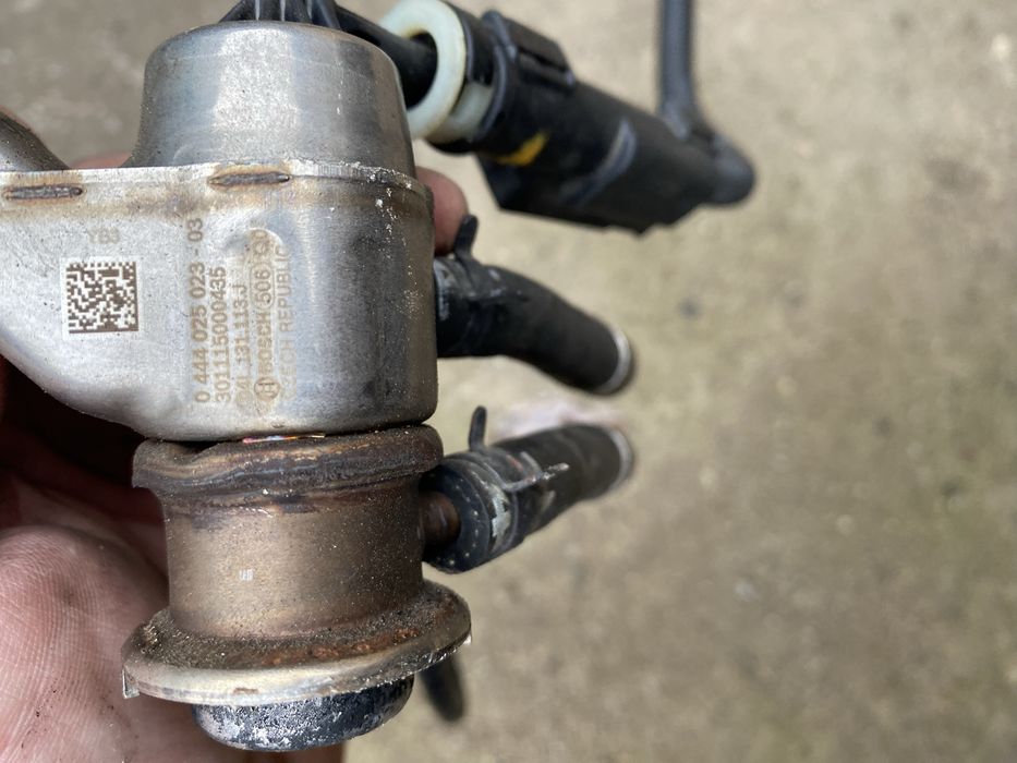 Injector AdBlue Audi Volkswagen Skoda Seat 2.0 TDI 04L131113J