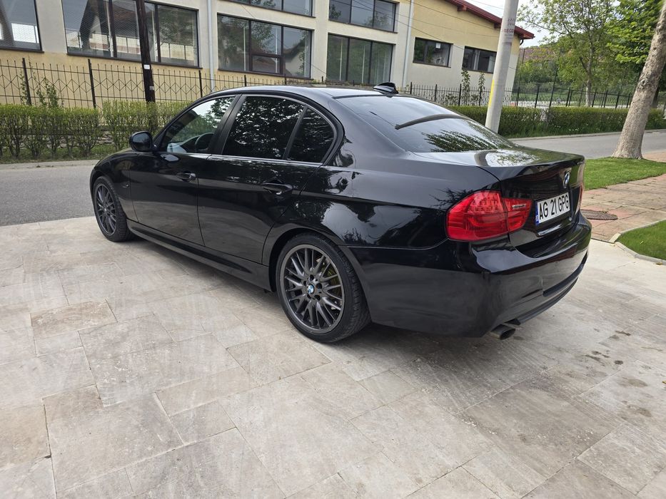 BMW Seria 3 E90 lci
