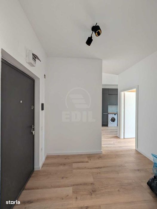 Apartament 3 camere semidecomandat zona Eroilor
