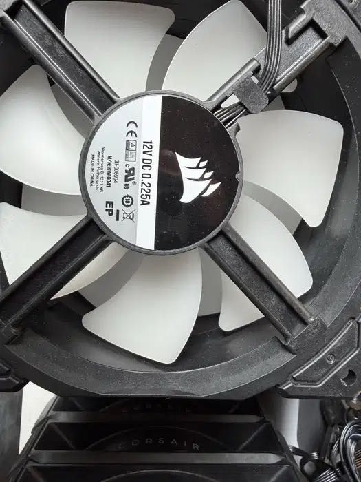 Ventilatoare de 120 mm corsair noi RGB ML