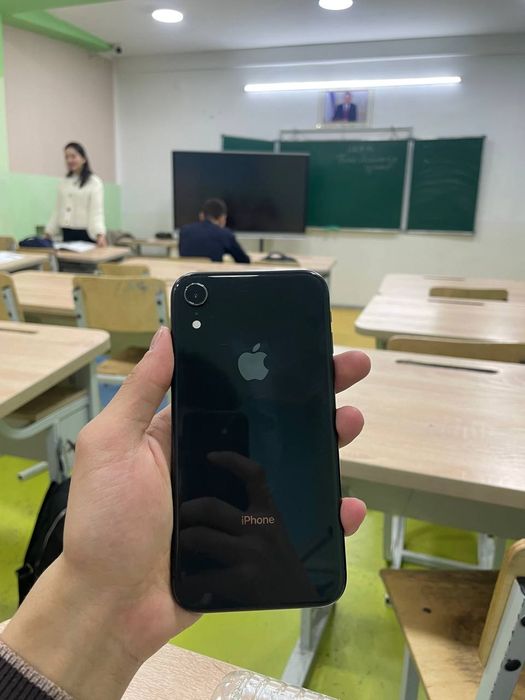 Iphone XR 64gb 128gb Black SROCHNA