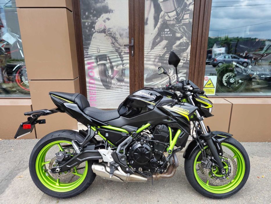 Kawasaki Z650 ABS 10.000 km ~ Garantie ~ Rate FIXE ~