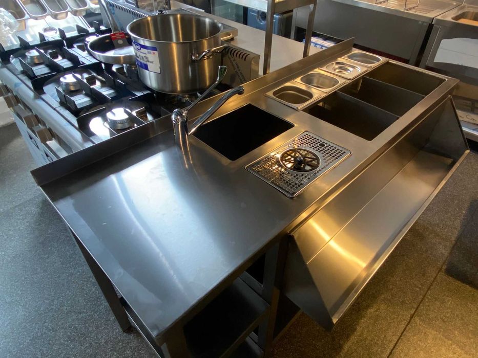 Statie de lucru pentru bar din inox cu polite si rebord