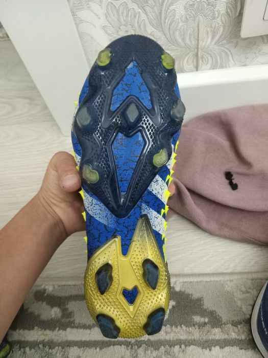 бутсы оригинал 36 р.