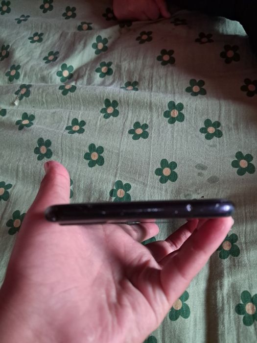 айфон 7+ сатылымда