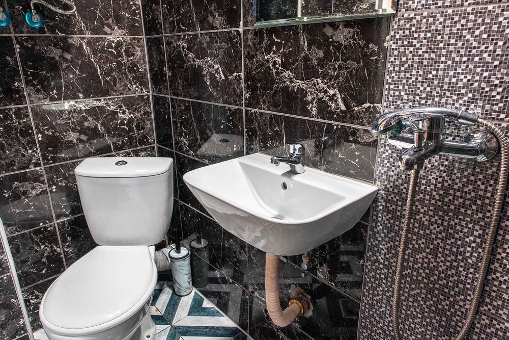 Дава се под наем Едностаен апартамент в Велико Търново, Бузлуджа - 22 кв.м за 204 € - Снимка #3