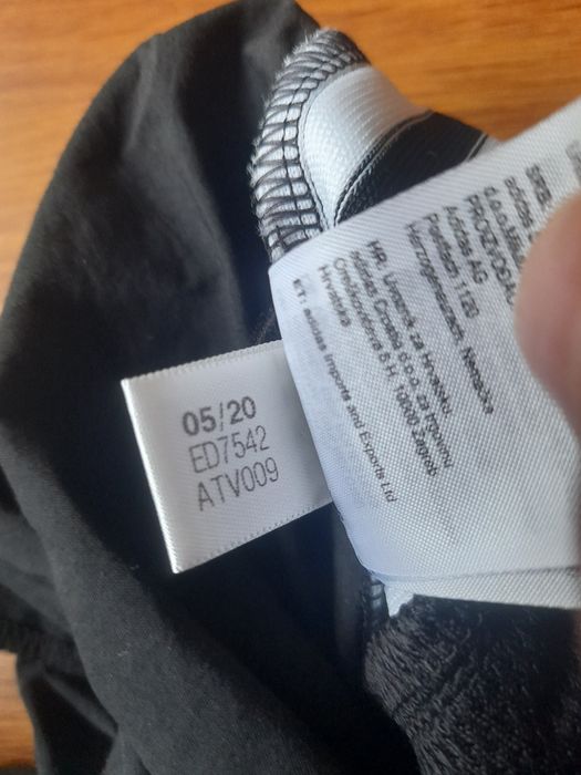 Adidas Originals мъжко долнище и тениска S- M размер.