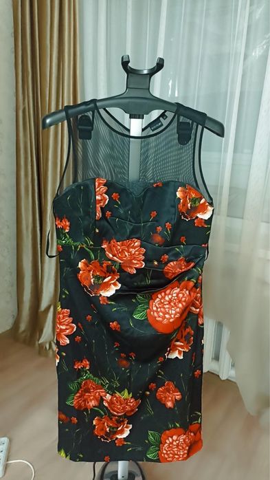 платье красивое.