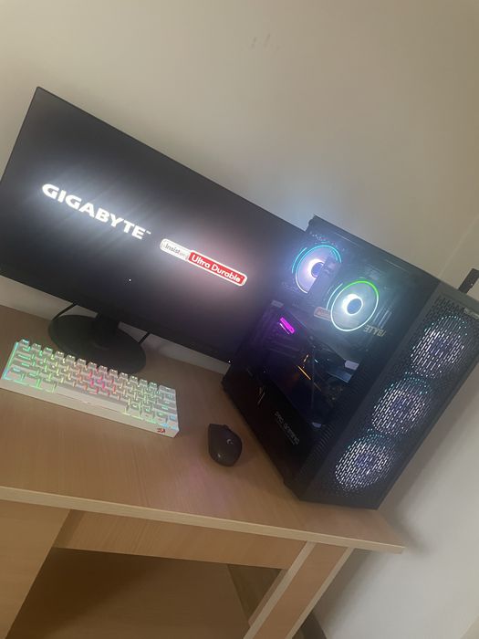 Setup Gaming Complet – i7-8700 / GTX 1660 Ti 6GB / 16GB RAM / SSD 1TB + Monitor & Periferice