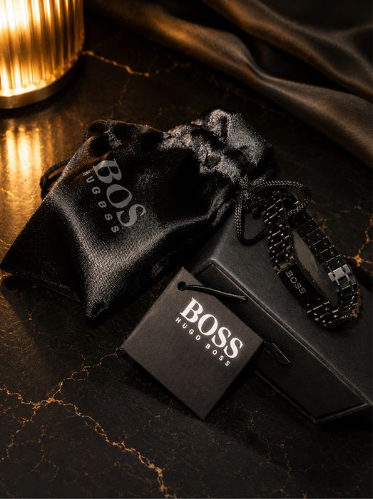 Hugo Boss - BOSS гривна!