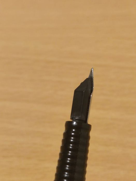 Stilou Waterman Graduate Stardust Black  Made in France