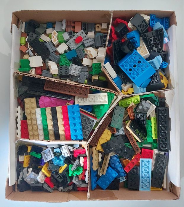 Продам оригинальные детали LEGO