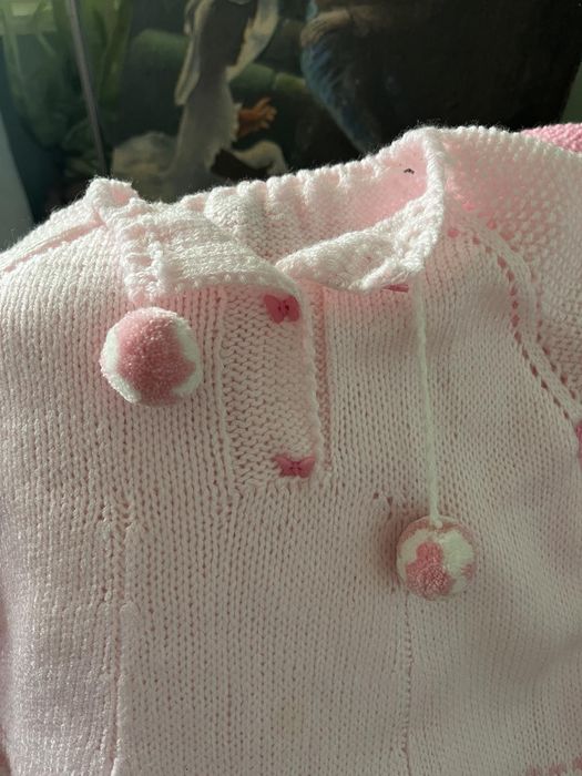 Детска плетена рокличка