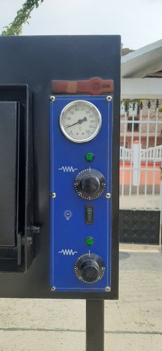 Продавам печка пицарка трифазна