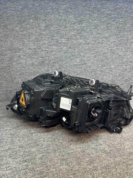 Far dreapta laser shadow BMW g05 nfl