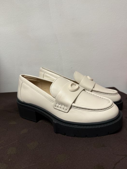 Оригинални лоуфъри Coach