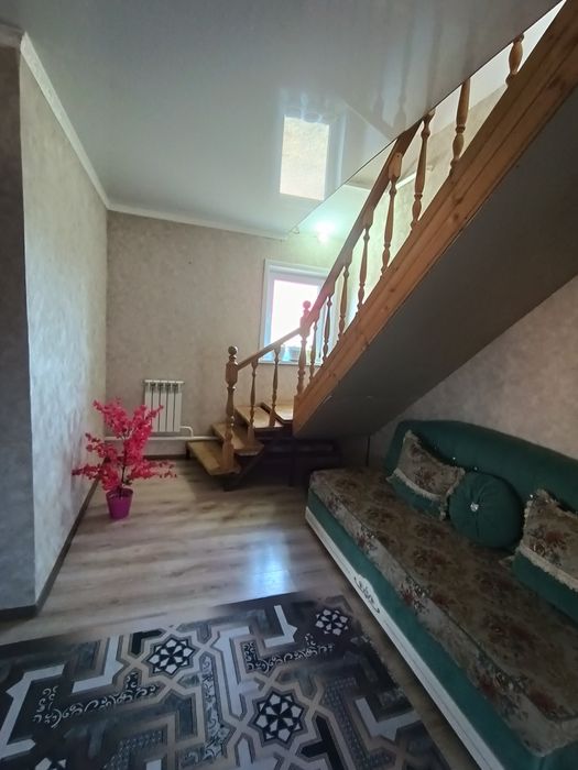 Дом в сторону красного яра