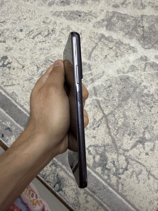 Самсунг с22+ / Samsung S22+