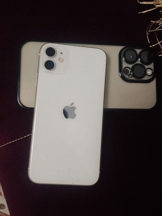 Продам  айфон 11