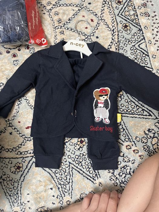Продам детские вещи
