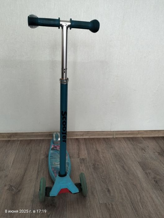 Продам самокат детский