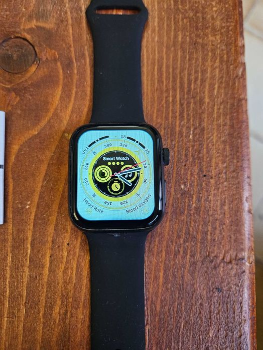 Smart Watch Black / Смарт часовник. Чисто нов