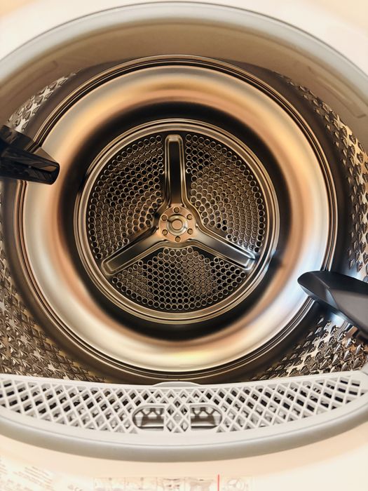 Mașină de uscat rufe Beko B3T67230, 7 kg, pompă de căldură, SteamCure + KIT SUPRAPUNERE BONUS. NOUA! Nefolosită!