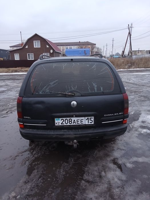 Продам машину  Опель Омега Б