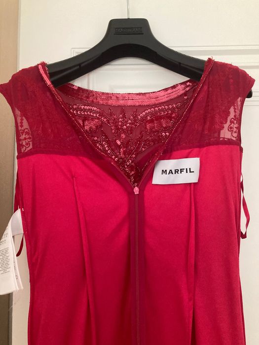 Брендрвое вечернее платье