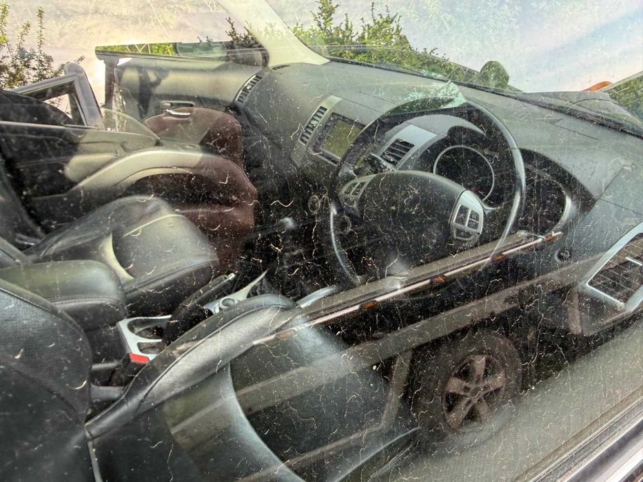 на части Peugeot 4007 2.2 hd 2009