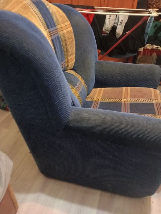 Кресло обычное,5.000тг