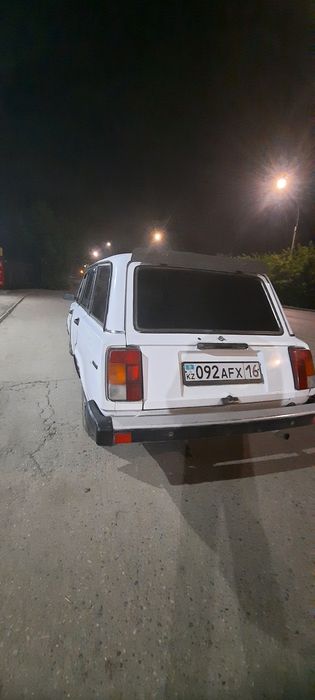 Продаю ваз 2104 .