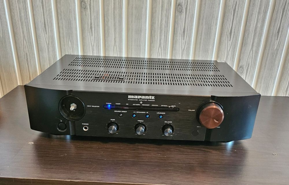 Marantz PM6005 Ampli Stéréo 2x60W - DAC Intégré, Réponse 10-70kHz, Distorsion 0.05%, Rapport S/B 102dB - Noir, Pour Audiophiles