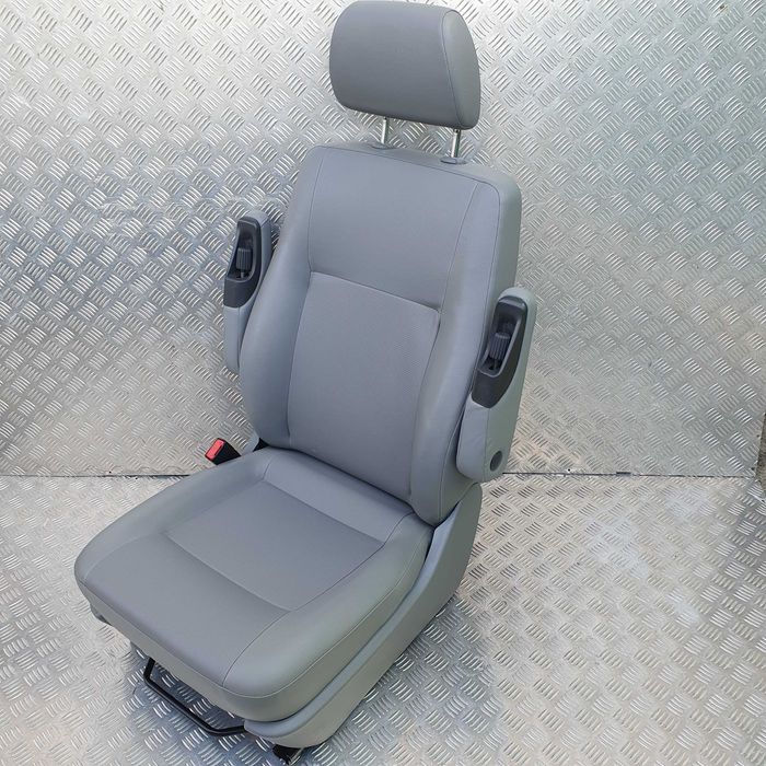 Scaun Vw T5 T6 cu Cotiere Caravelle Transporter caNOU! Sofer