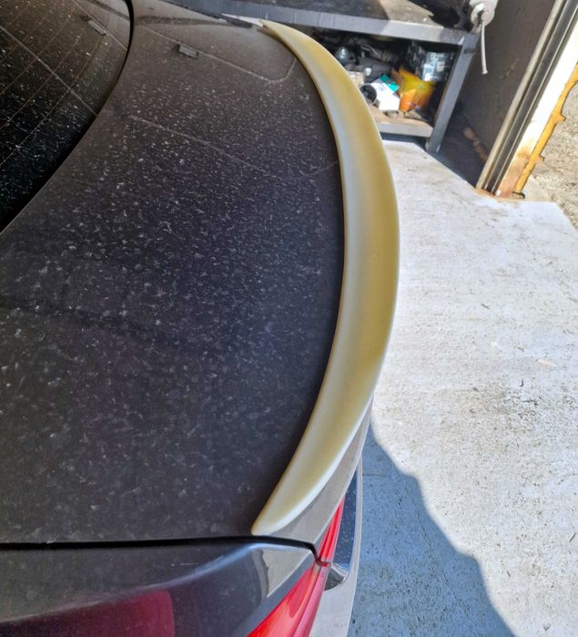 Spoiler/Eleron Portbagaj dedicat BMW F30