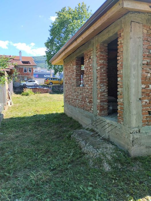 Застроен парцел