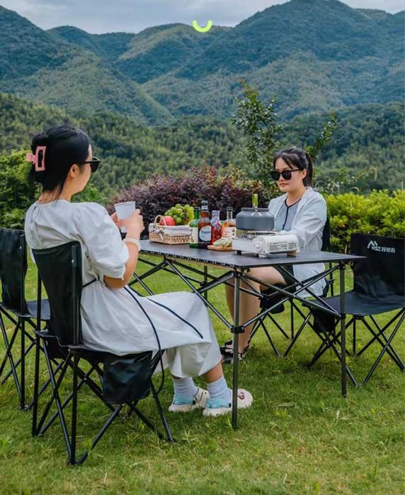 Пикник , стол и стул