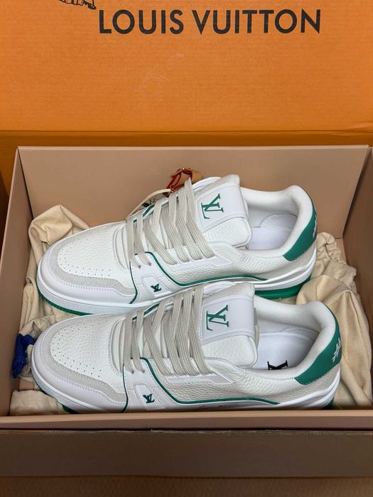 Adidasi Louis Vuitton Trainer Premium