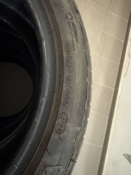 2 броя всесезонни гуми Michelin Pilot Sport All Season 4 XL 245/40/18