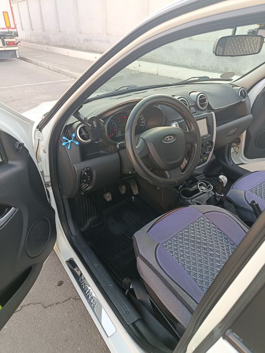 Lada Granta 1.6 2013г