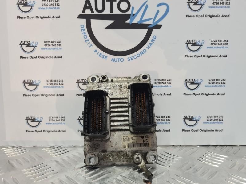 Calculator motor ECU ME7.6.2 Opel Tigra B 1.4 i 66 kw 90 cp Z14XEP