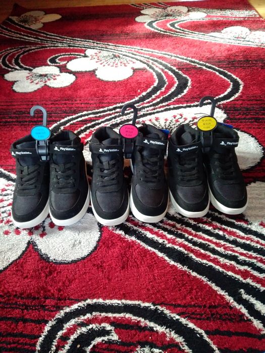 Papuci PlayStation