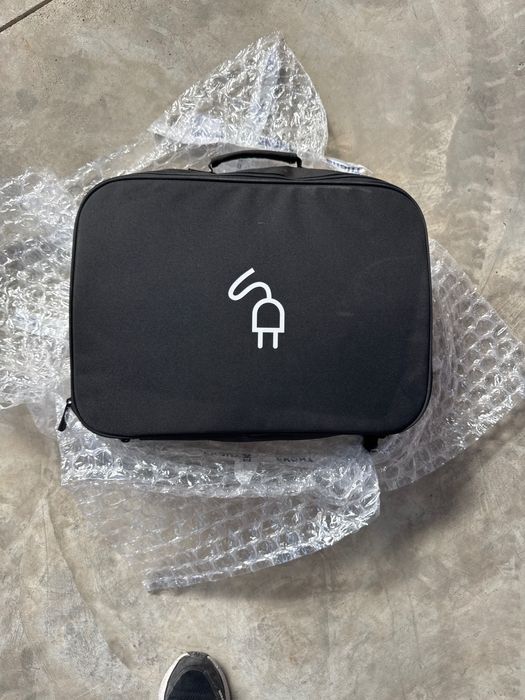 Зарядоно за електически автомобил или хибриден ПОРШЕ и други марки