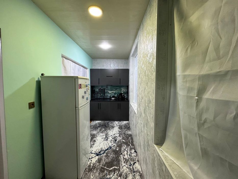 5-мкр.да жойлашган 2 хонали квартира ижарага берилади ОИЛАГА узок мудд