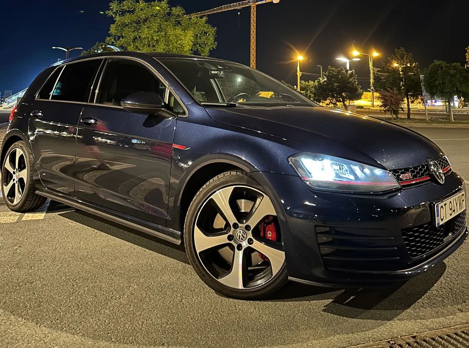 Volkswagen Golf VW Golf 7 GTI Performance 230cp DSG | DCC | Dynaudio | ACC | STOCK