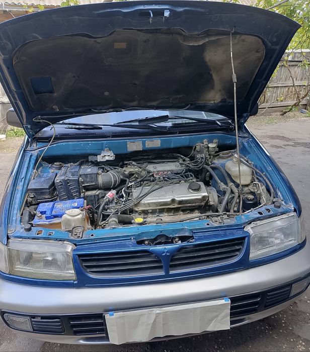 Mitsubishi space runner