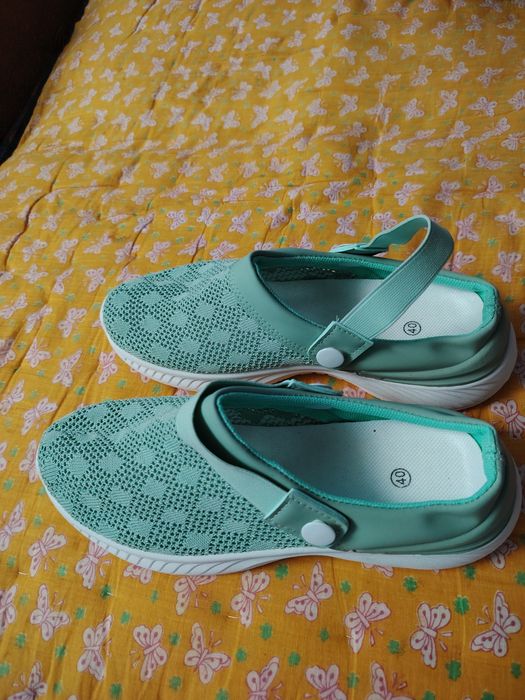 Новые слипоны продаются