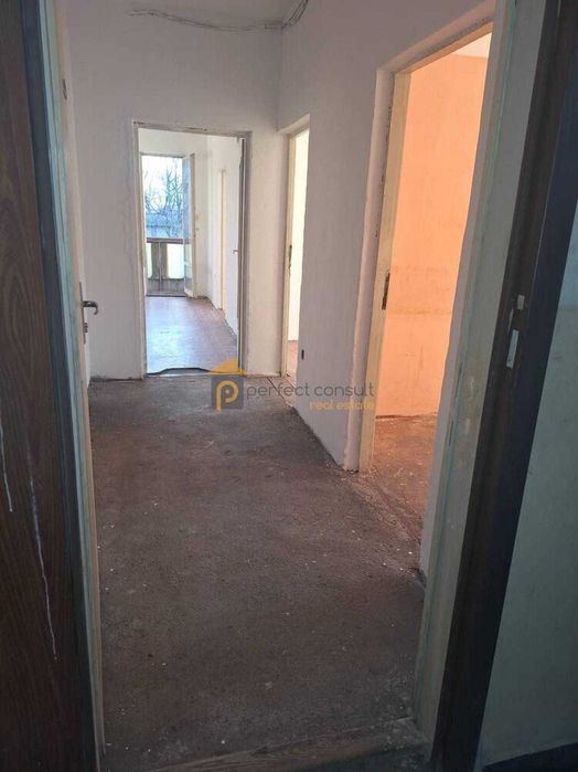 Продава се Тристаен апартамент в Пловдив, Христо Смирненски - 67 кв.м за 1016 €/кв.м - Снимка #6