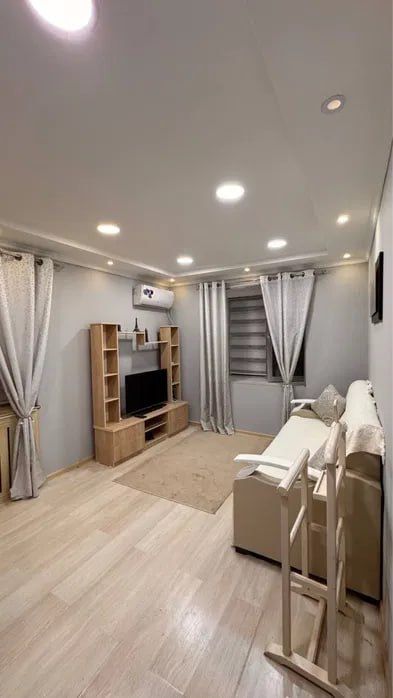 Сдаётся кв ор-р Максим горький Саёхат 3/2/4 р-н Мирзо-Улугбекский