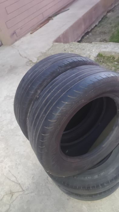 Продам шины летние на 16